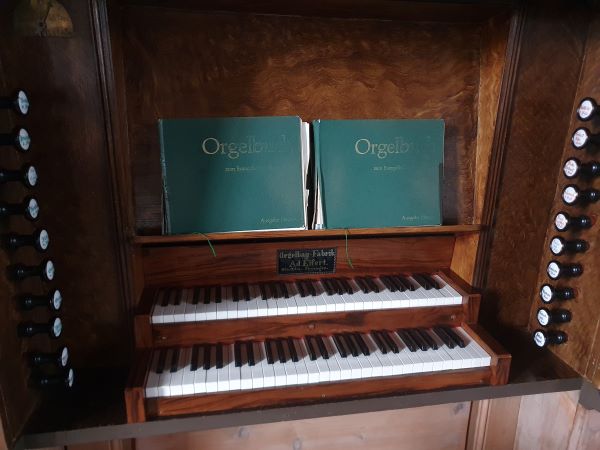 Orgel Melanchthonhaus Poppenhausen